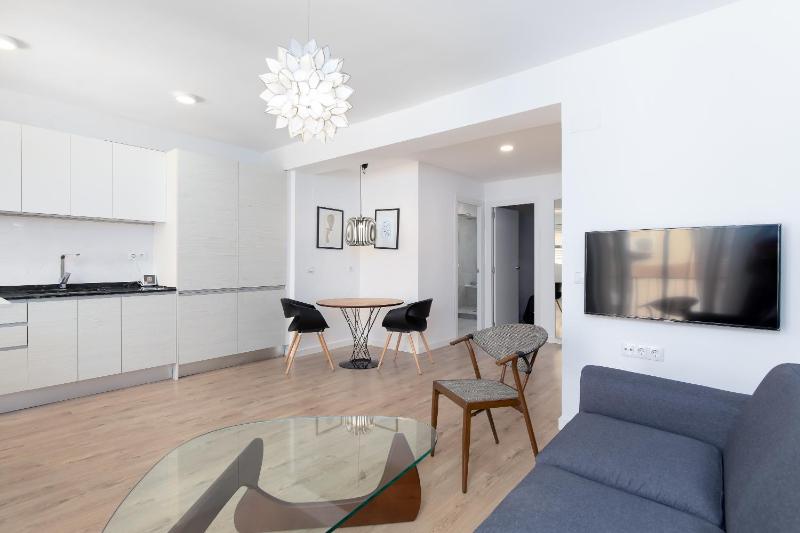 ApartUP Port Area I - image 1