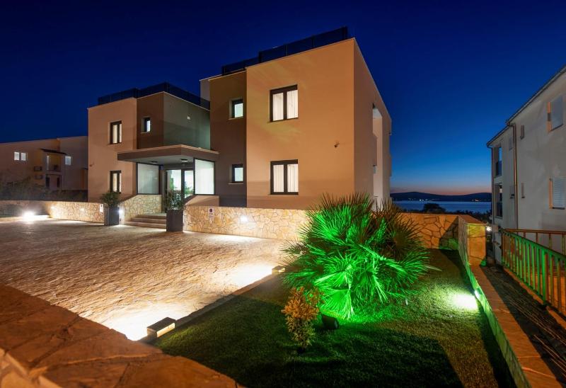 Apartment with Balcony image 2