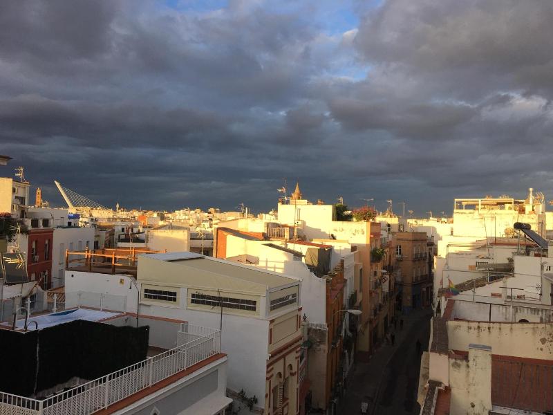 Correduria Premium Apartments - image 4