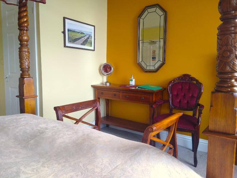 King Room with Sea View image 2