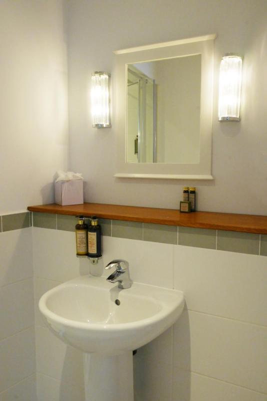 Double Room image 2
