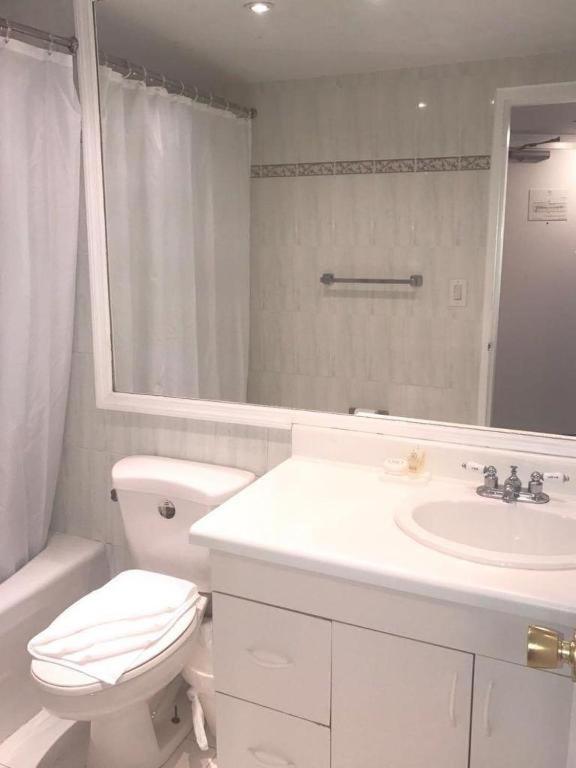 Studio Apartment image 3