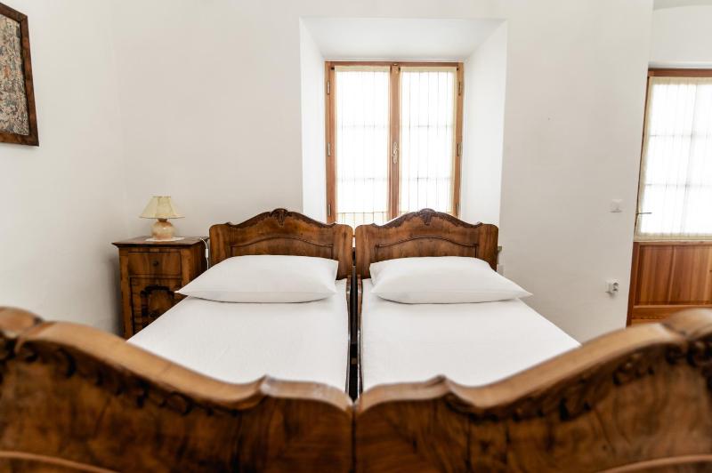 Double or Twin Room image 3