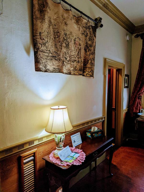 Superior King Room image 4