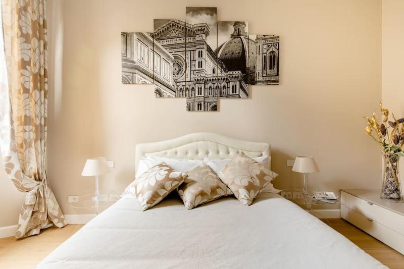 Duomo Luxury Home with view - image 8