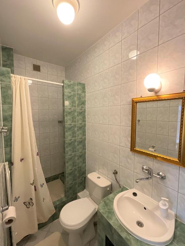 Twin Room with Balcony image 3