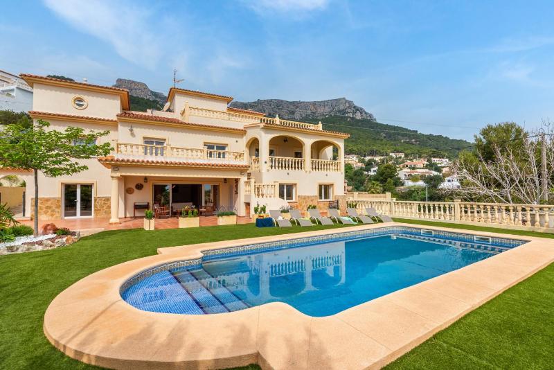 Villa Fina - PlusHolidays - image 10