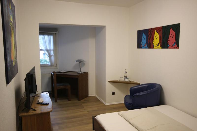 Comfort Single Room image 4