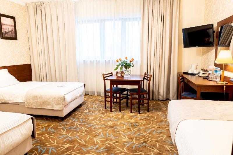 Triple Room image 1