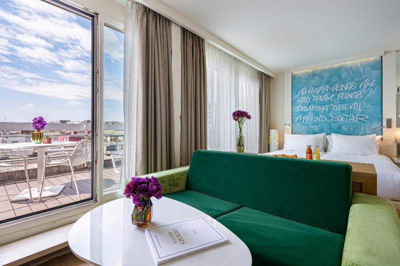 Junior Suite image 4