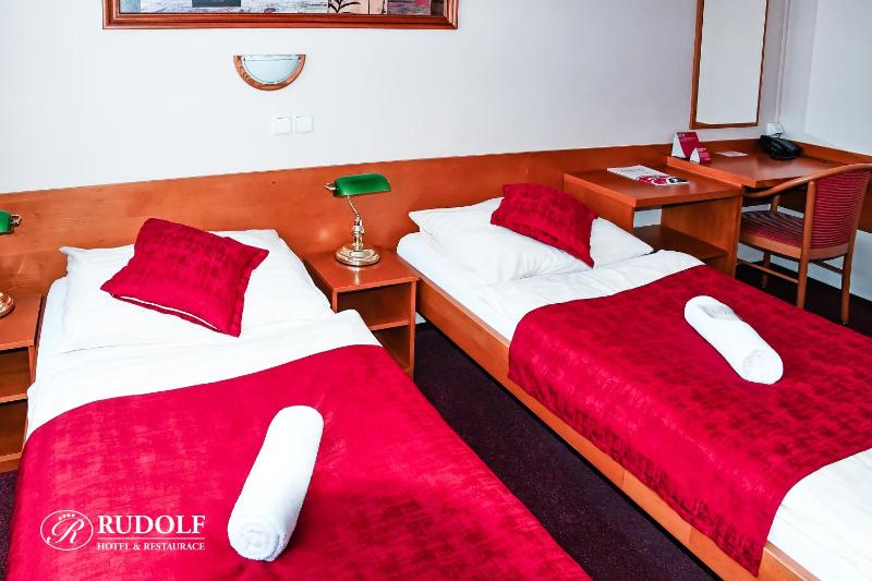 Standard Double or Twin Room image 1