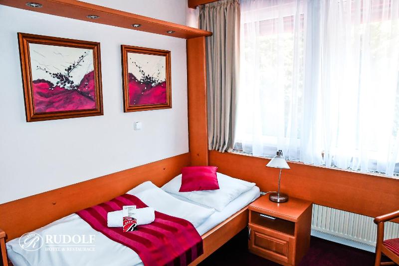 Single Room image 3