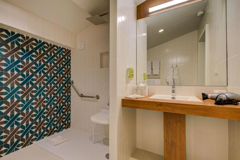 Superior Suite image 4