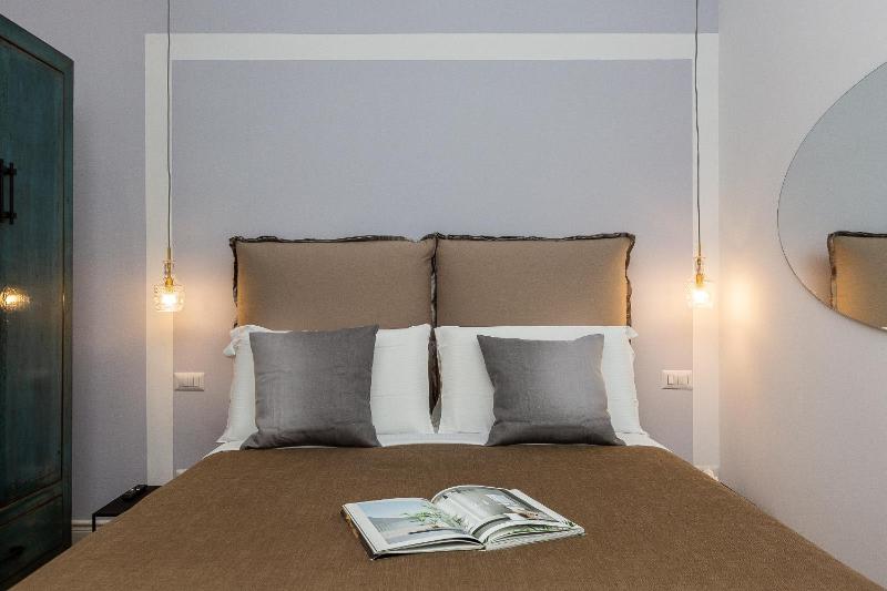 Superior Double Room image 2