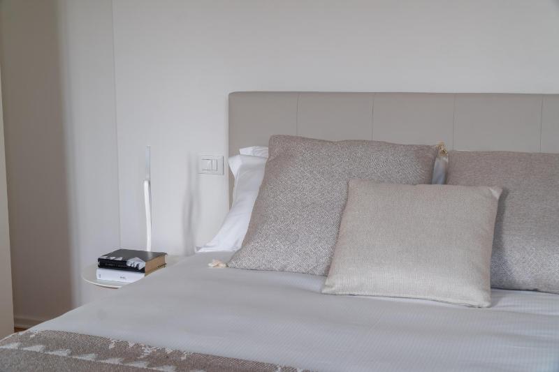 Design Apartment with Balcony on the Grand Canal R&R - image 14