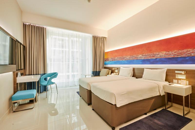 Twin Room - includes 20% off Food & Beverage (excluding in-room dinning) image 3