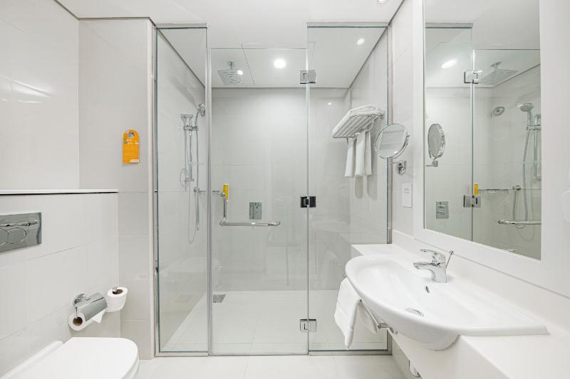 Family Room - includes 20% off Food & Beverage (excluding in-room dinning) image 3