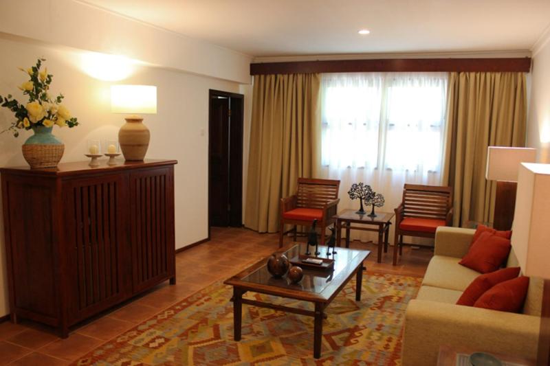 Executive Suite image 2