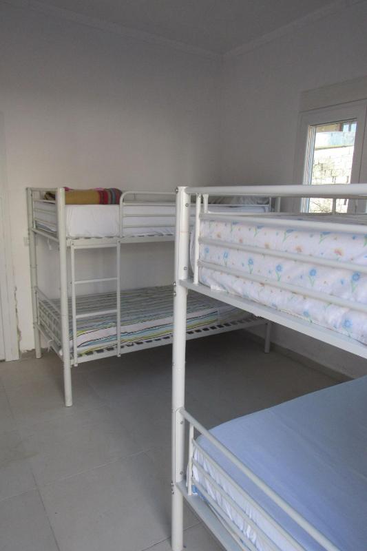 Single Bed in 4-Bed Dormitory Room image 4