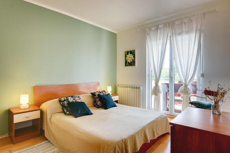 Three-Bedroom Apartment image 3