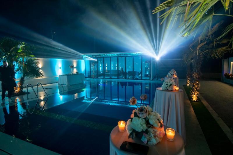 LT Luxury Villa - image 12