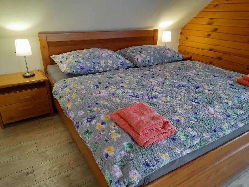 Drevenica MARKA beachfront cottage - image 10