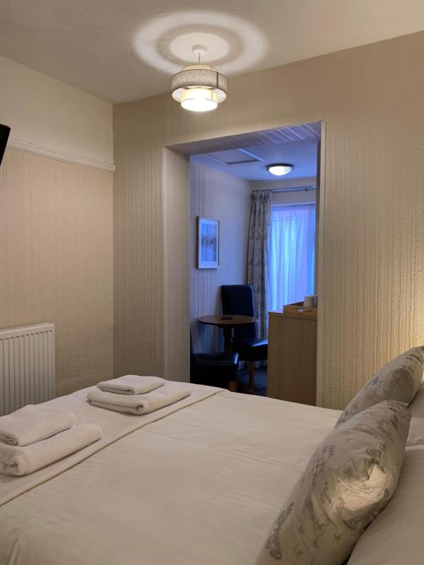 Philmar Guest House - image 11
