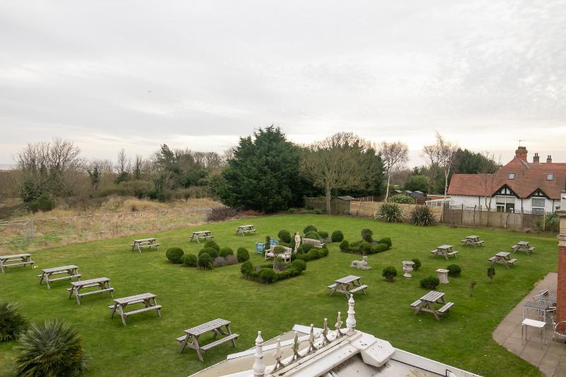 Deluxe Double with Balcony & Sea View image 2