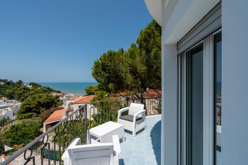 Triple Room with Terrace - Annex image 2