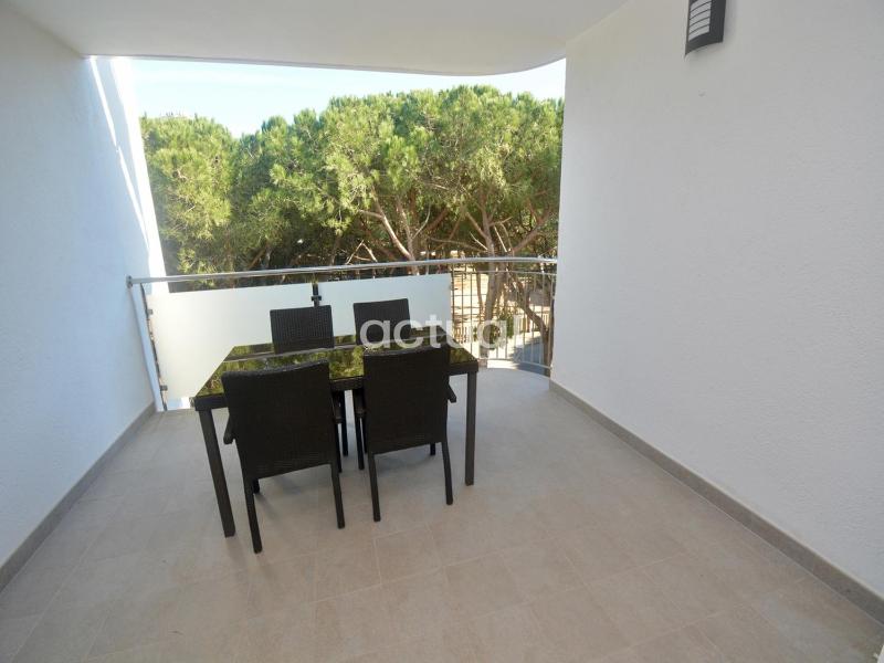 Bris Mar 15 - image 25