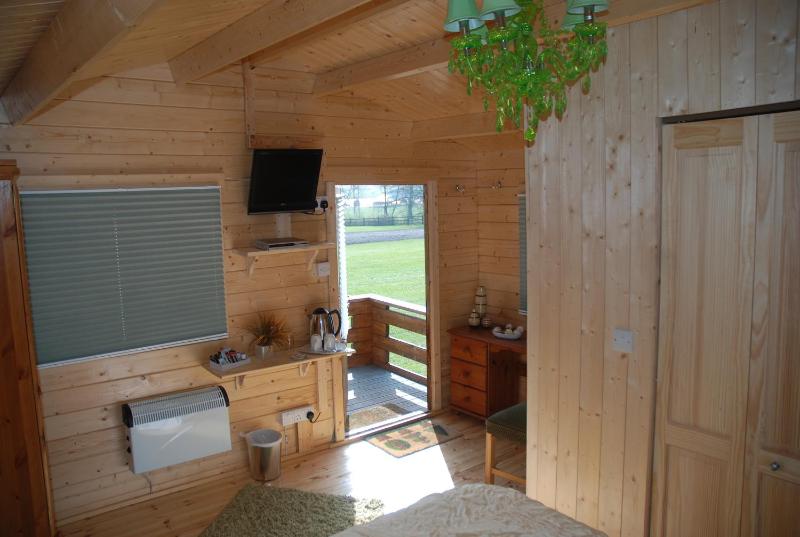 Chalet image 2