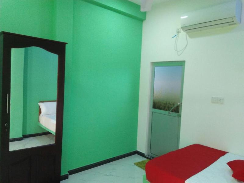 beach life hostal - image 20