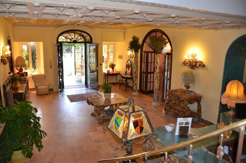 Taormina Park Hotel - image 2