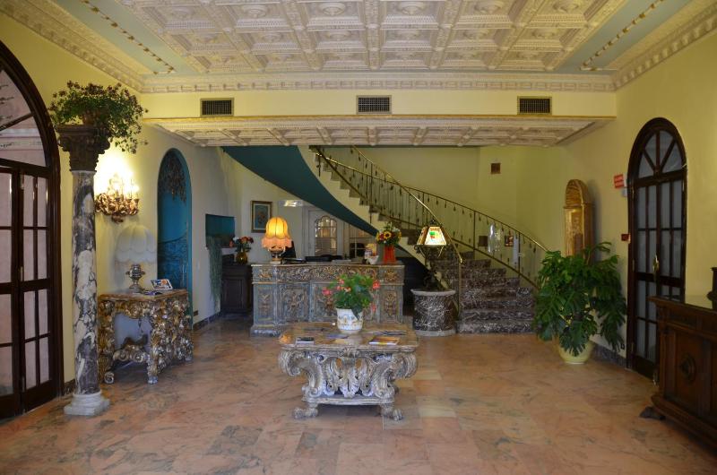Taormina Park Hotel - image 12