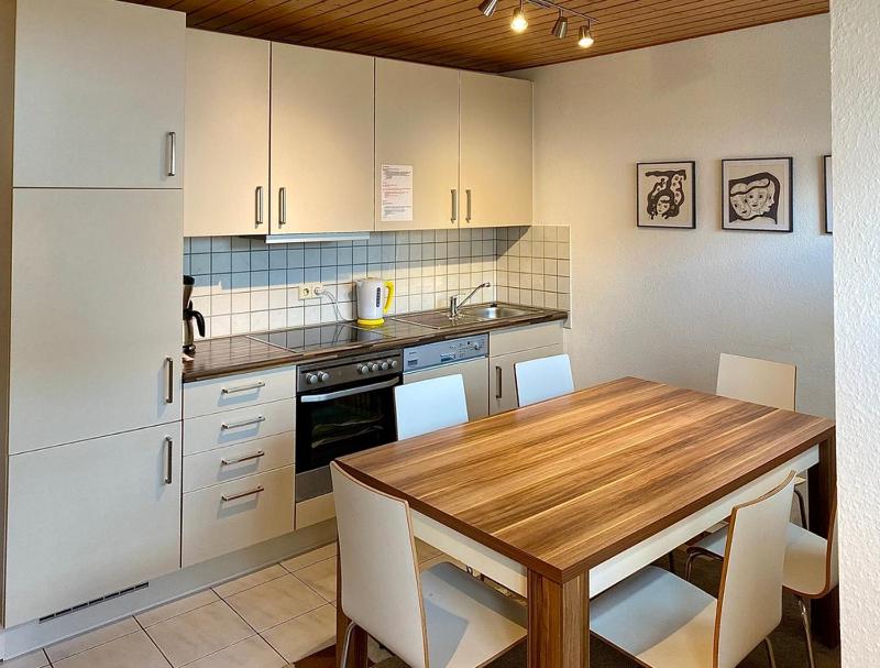 6-bed SEXTET Apartment image 3