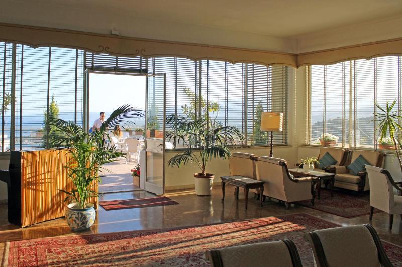 Hotel Mediterranée - image 28