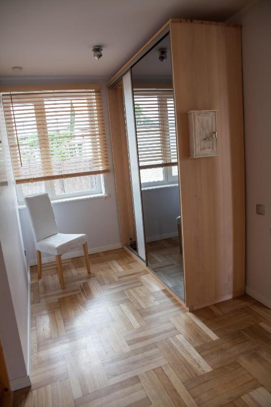 Five-Bedroom House with Sauna image 2