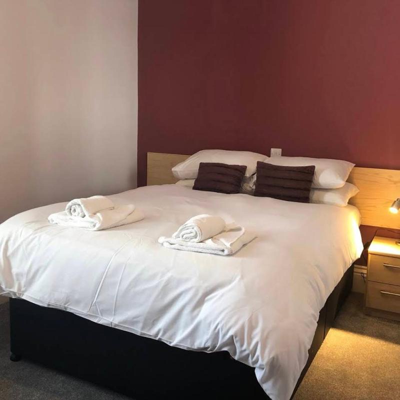 Double Room with Private Bathroom image 2