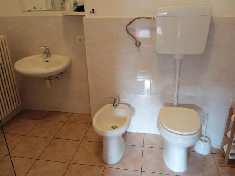 Double Room with Private Bathroom image 4