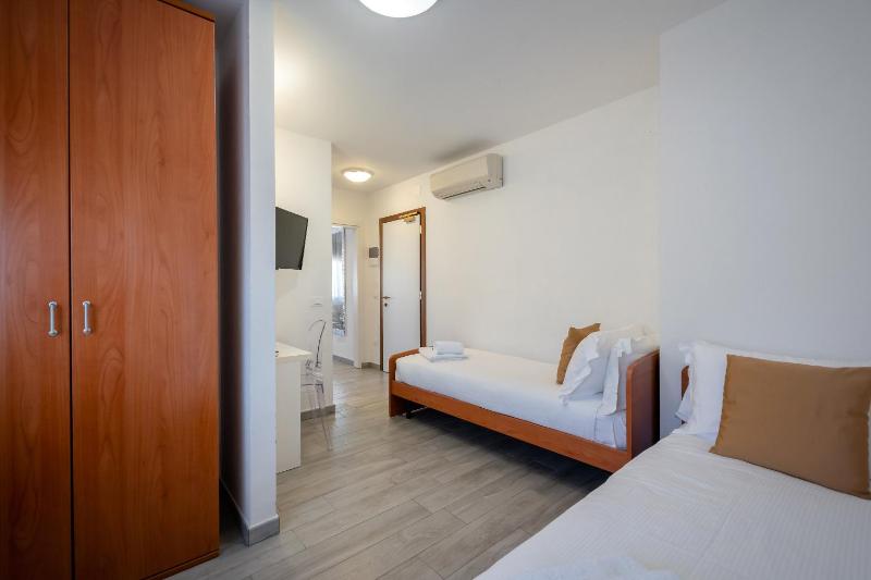 Hotel Tre Rose - image 28