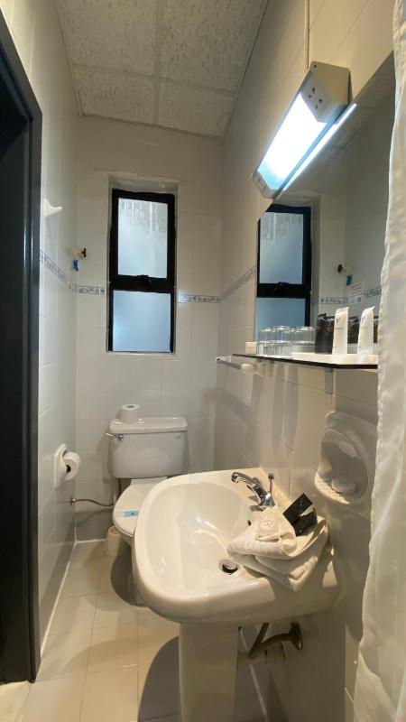 Small Economy Double Room image 4