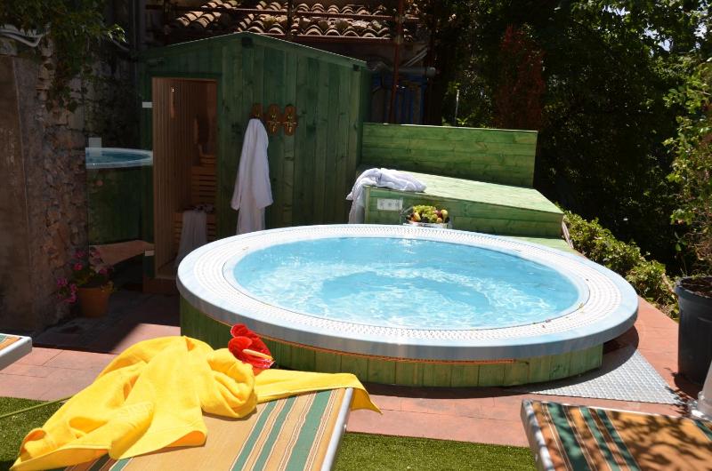 Taormina Park Hotel - image 36
