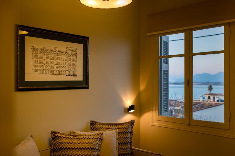 Deluxe Double Room with Balcony and Sea View image 1