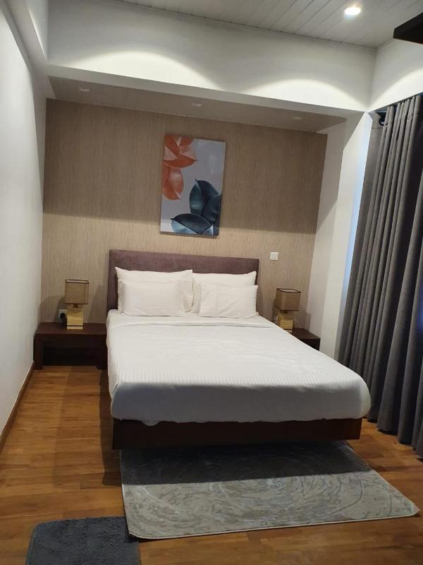 The Edge Luxury Apartment - image 6