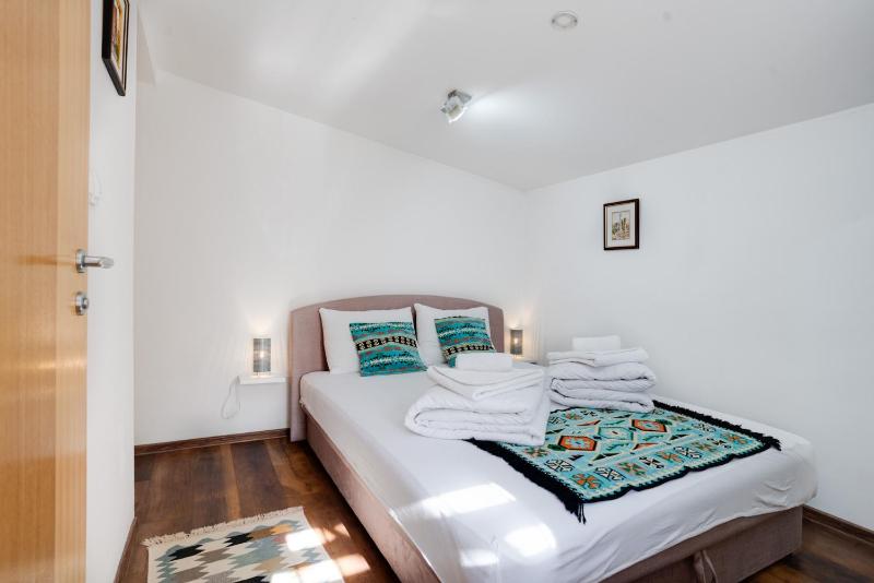 Double Room with Private Bathroom image 1