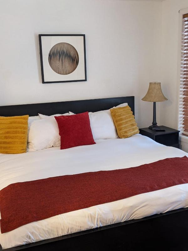 Double Room with Mountain View image 1