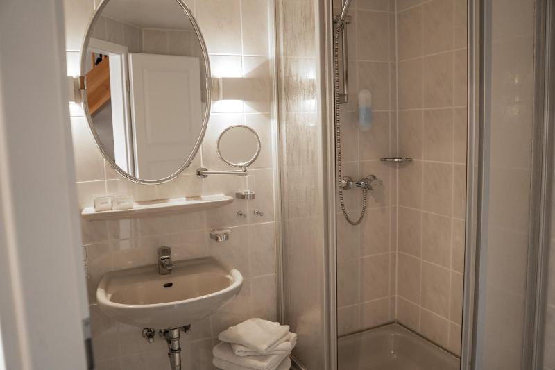 Quadruple Room (Duplex) image 4