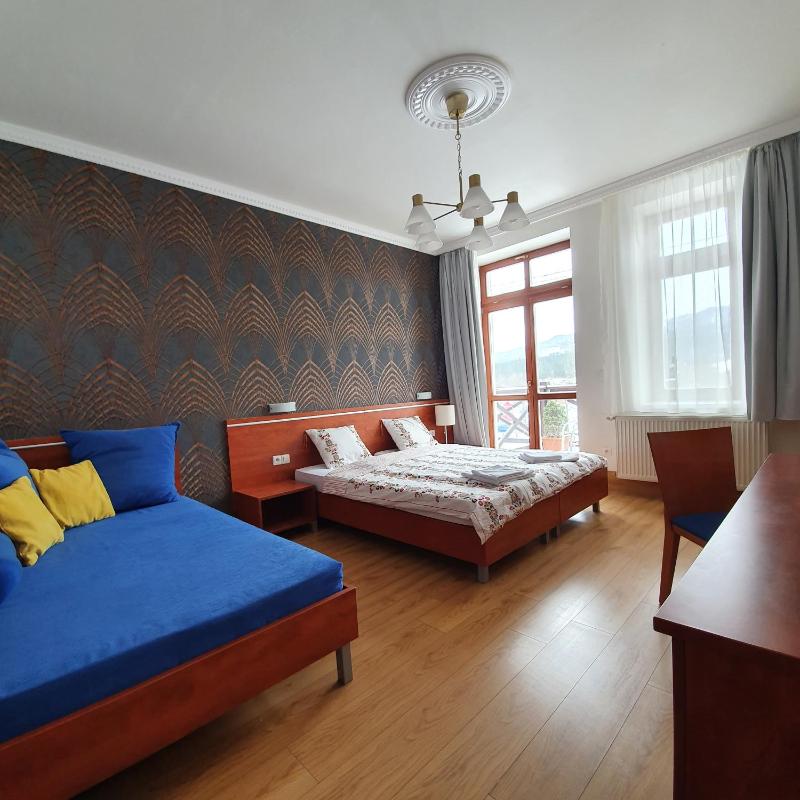 Deluxe Double Room image 3