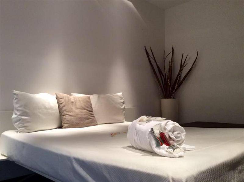 Double Room with Terrace image 3