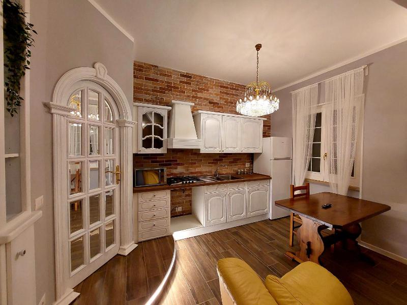 Deluxe Apartment image 1